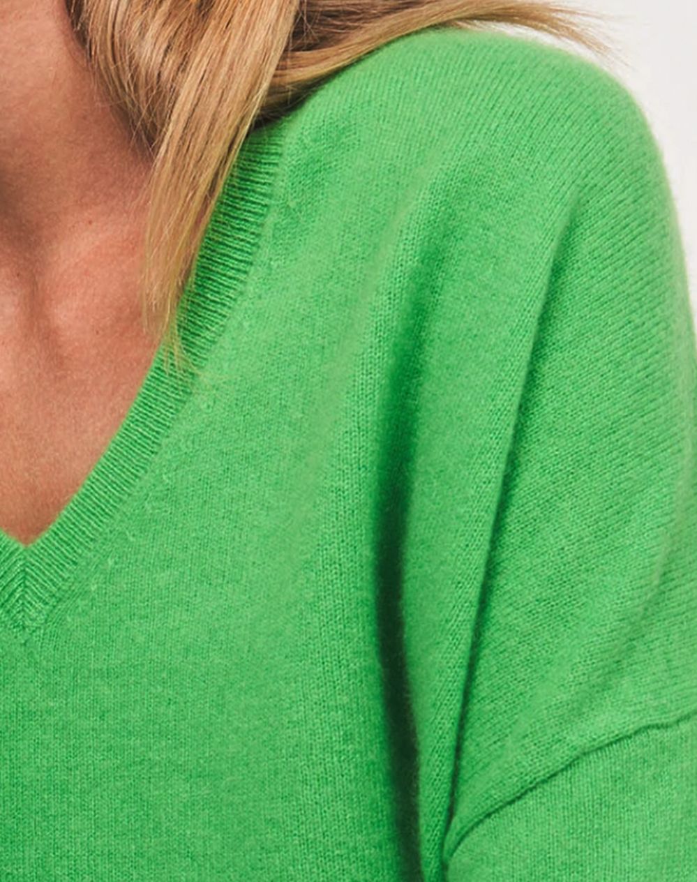 Les tricots de Lea Kaschmir Poncho Sweater Monjako vert
